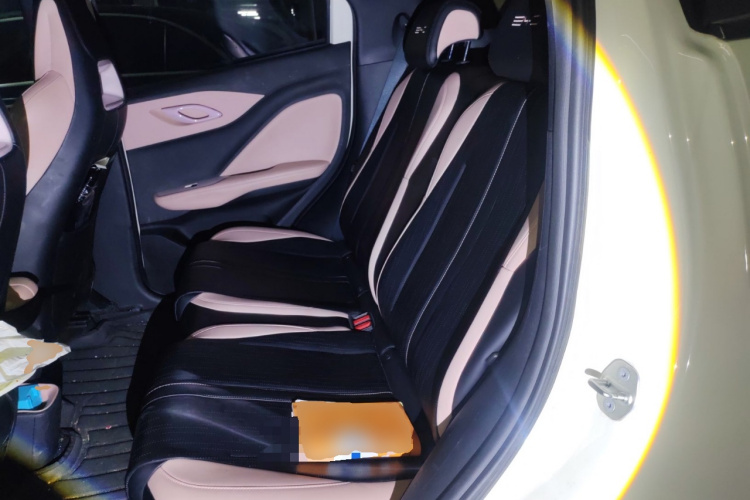 比亚迪 海鸥 2024款 荣耀版 305km 活力版中控内饰21