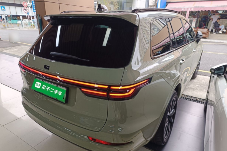 理想汽车 理想ONE 2021款 增程6座版车身外观7