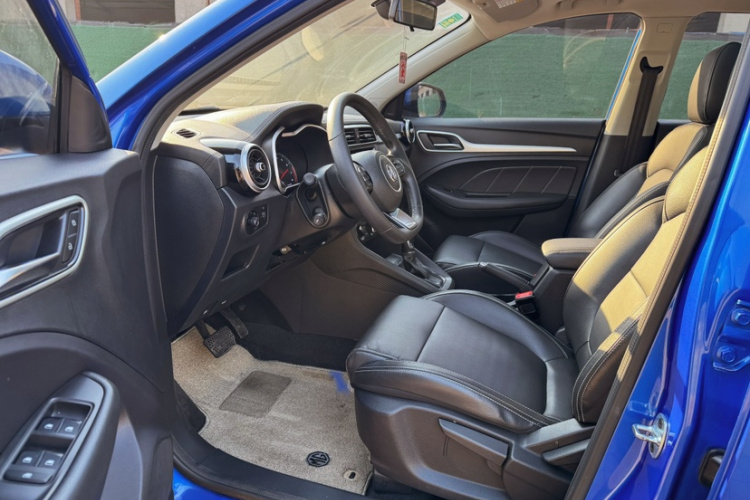 名爵ZS 2017款 1.5L 自动豪华版中控内饰7003