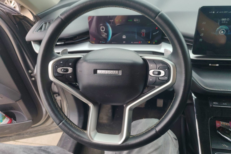 哈弗H6 2021款 第三代 1.5T 自动两驱Max中控内饰13