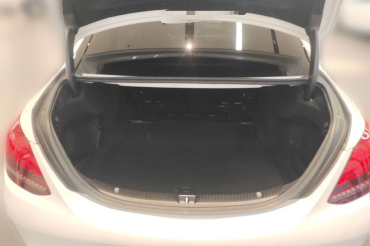 奔驰C级 2021款 C 260 星耀臻藏版中控内饰23