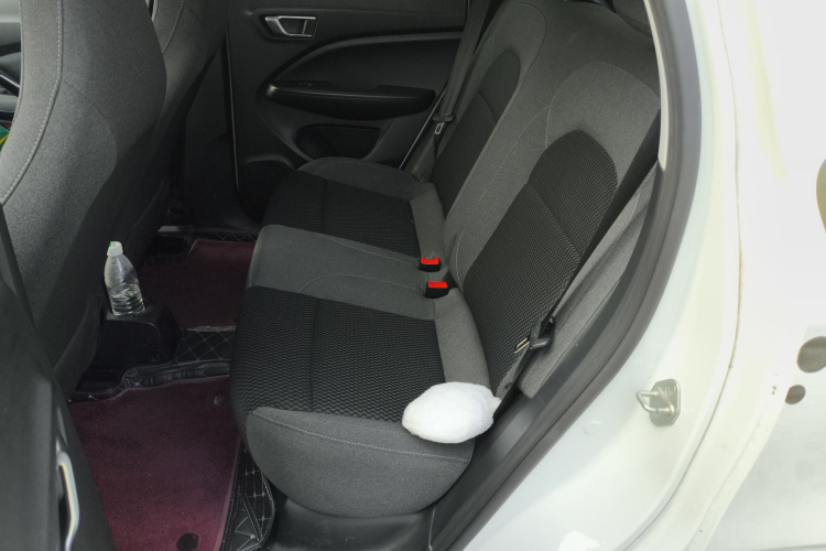 零跑汽车 零跑T03 2021款 400轻享版 磷酸铁锂中控内饰21