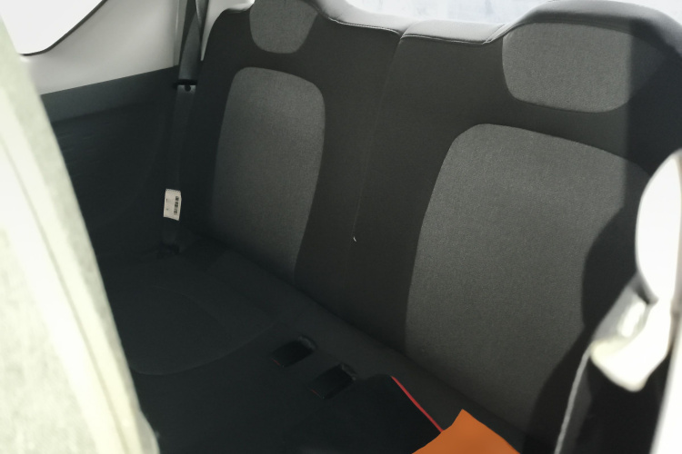 五菱汽车 宏光MINIEV 2022款 马卡龙时尚款 三元锂中控内饰21