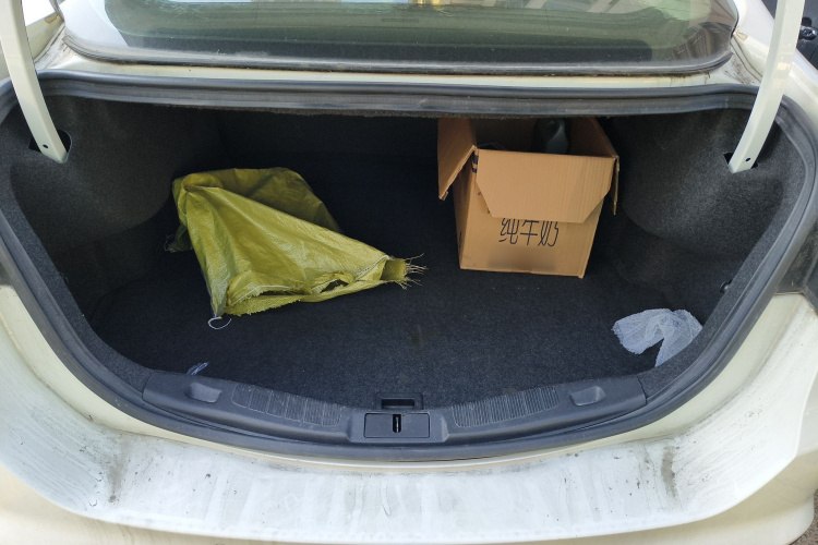 福特 蒙迪欧 2013款 2.0L GTDi200豪华型中控内饰23