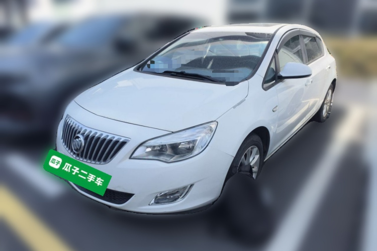 别克 英朗 2014款 XT 1.6L 自动时尚版车身外观1