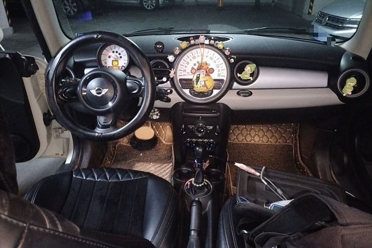 MINI 2011款 1.6L ONE中控内饰7002