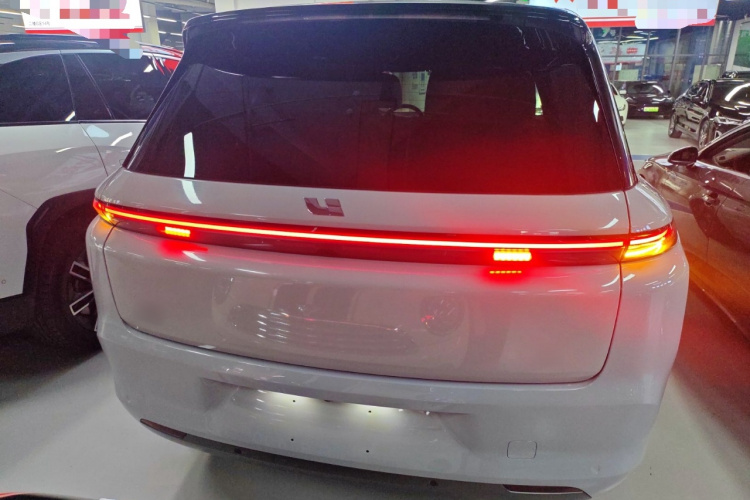 理想汽车 理想L8 2023款 Pro车身外观6004