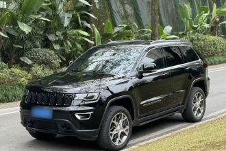 Jeep 大切诺基(进口) 2020款 3.0L 精英导航版