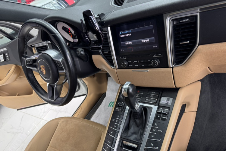 保时捷 2017款  Macan 2.0T中控内饰7004