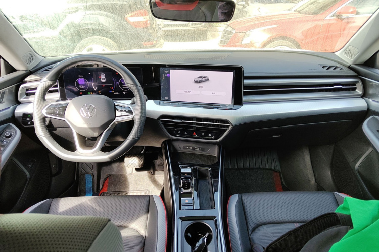 大众 2024款 凌渡L 280TSI DSG酷辣版中控内饰7002