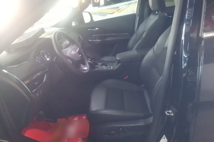 凯迪拉克XT4 2020款 改款 28T 两驱技术型中控内饰19