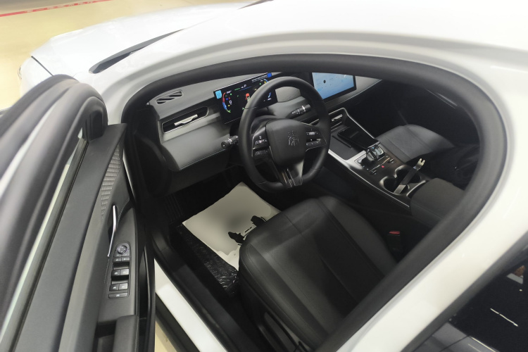 比亚迪 秦PLUS 2025款 DM-i 智驾版 55KM领先型中控内饰20