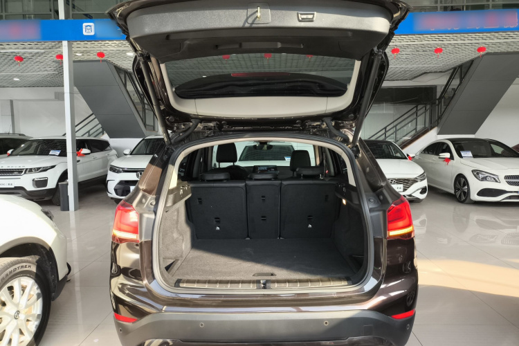 宝马X1 2020款 sDrive25Li 领先型局部细节23