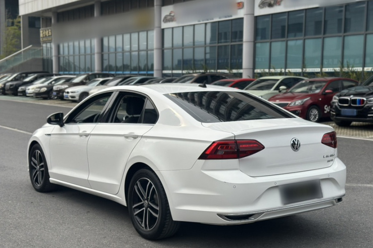 大众 凌渡 2021款 改款 280TSI DSG舒适版车身外观6004