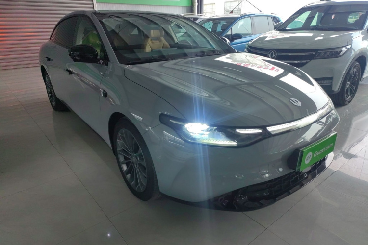 零跑汽车 零跑C01 2024款 纯电 525尊享版车身外观3