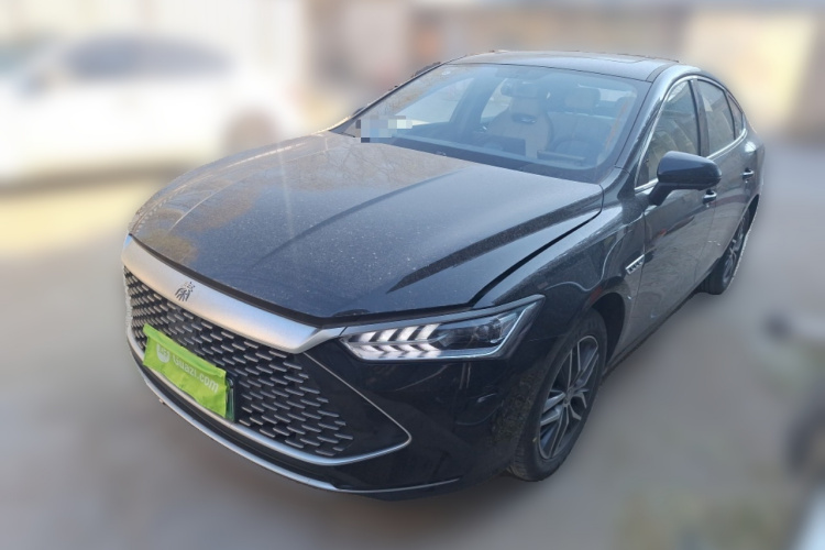 比亚迪 秦PLUS 2023款  冠军版 DM-i 120KM超越型车身外观1