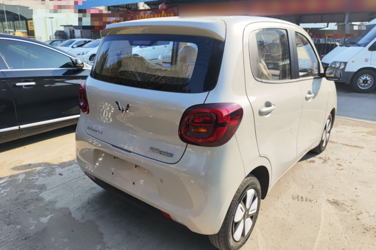 五菱汽车 宏光MINIEV 2025款 四门版 进阶款车身外观7