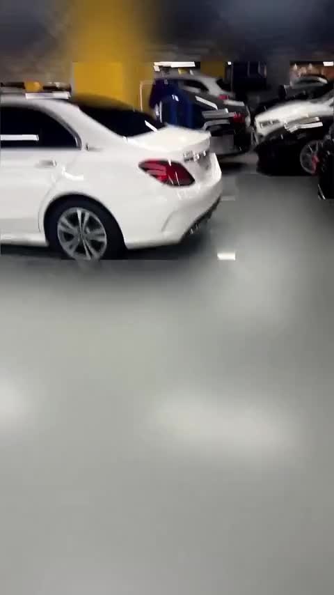 奔驰C级 2021款 C 200 L 时尚型运动版讲解1