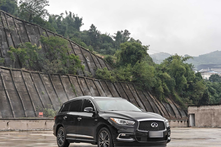 英菲尼迪QX60(进口) 2018款 2.5 S/C Hybrid 两驱卓越版 国VI车身外观6001