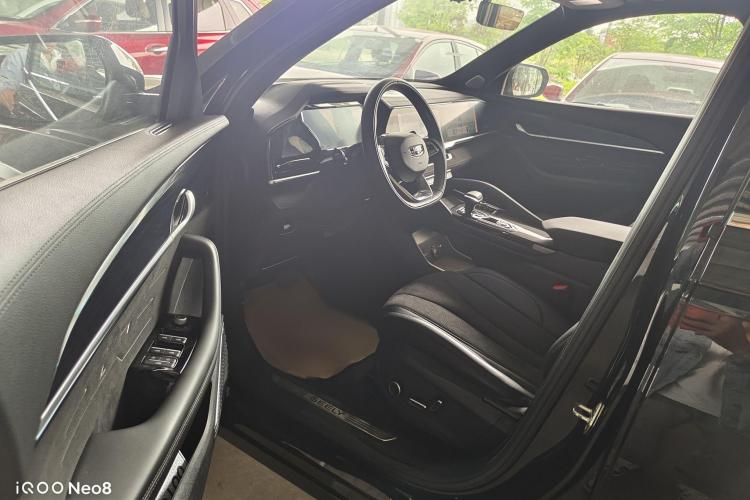 吉利汽车 星越L 2024款 2.0TD 高功自动两驱天际版中控内饰7005