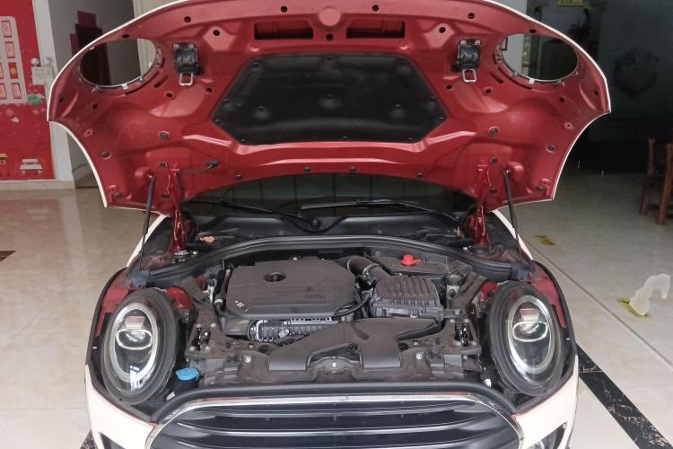 MINI Clubman 2021款 1.5T COOPER机舱底盘24