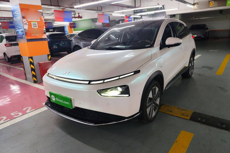 小鹏G3 2022款 G3i 520N+车身外观1