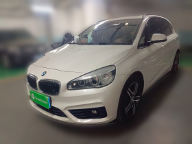 宝马2系旅行车(进口) 2015款 218i 运动设计套装