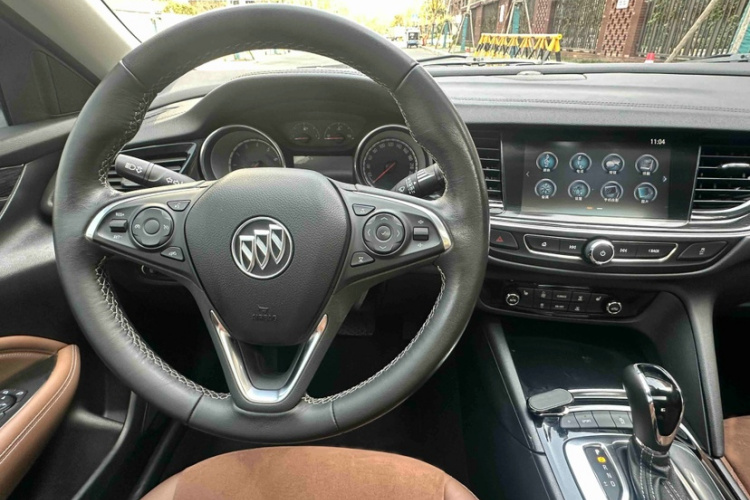 别克 君威 2019款 20T 豪华型 国VI中控内饰7008