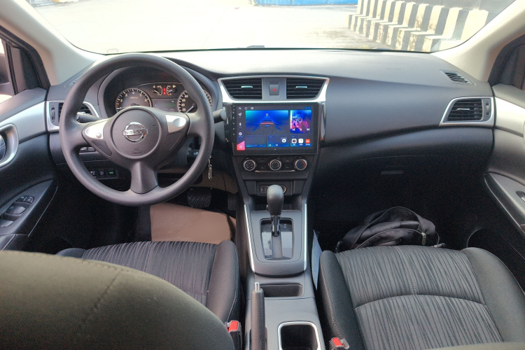 日产 轩逸 2022款 经典 1.6XE CVT舒适版中控内饰12