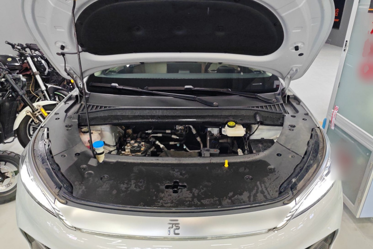 比亚迪 元PLUS 2023款 冠军版 430KM 超越型局部细节24