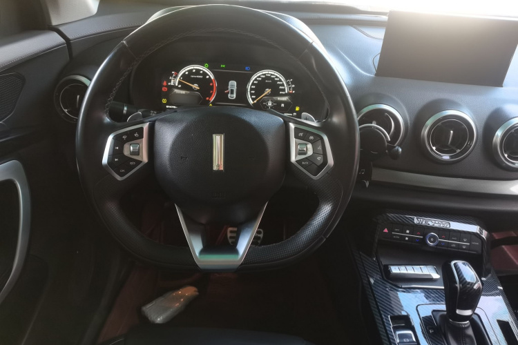 魏牌 VV7 2017款 2.0T 旗舰型局部细节13