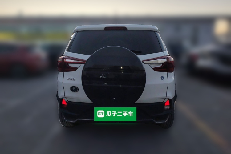 比亚迪 元新能源 2018款 EV360 智联炫酷型车身外观6004