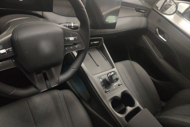 比亚迪 秦PLUS 2025款 DM-i 智驾版 55KM领先型中控内饰7003