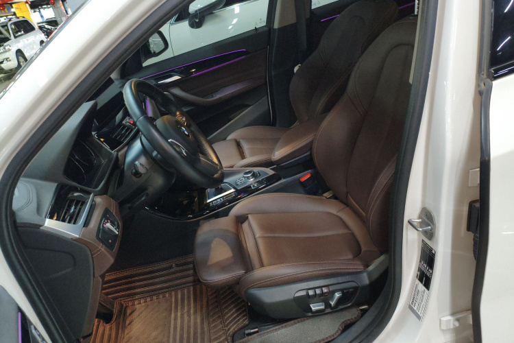 宝马X2 2021款 改款 sDrive25i M运动套装局部细节19