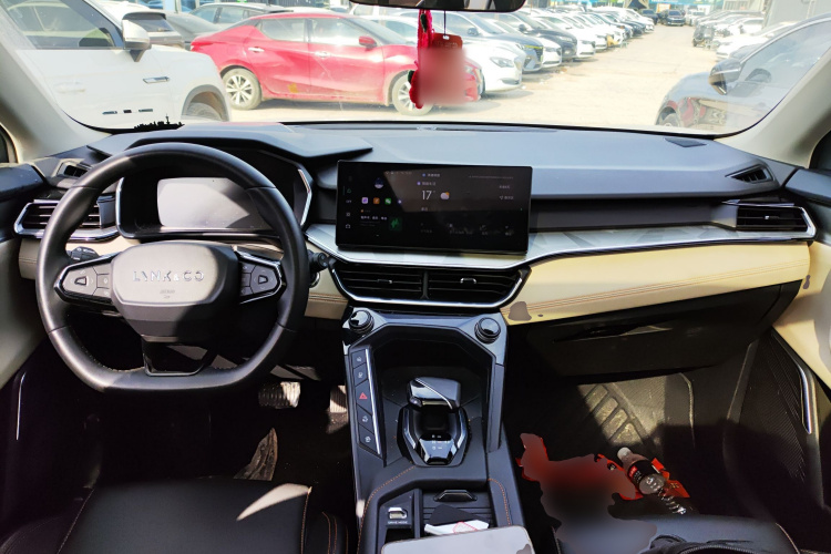 领克06 EM-P 2023款 1.5T Remix PHEV Pro中控内饰12