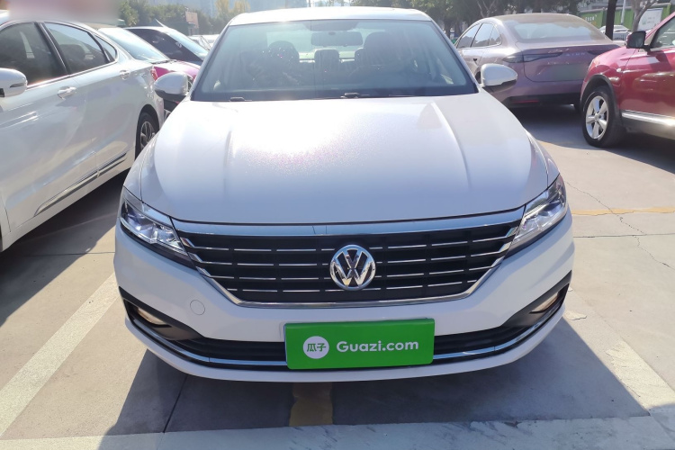 大众 朗逸 2019款 1.5L 手动舒适版 国VI车身外观2