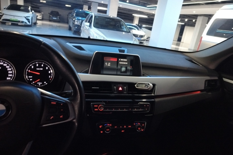 宝马X1 2019款 sDrive18Li 时尚型局部细节16