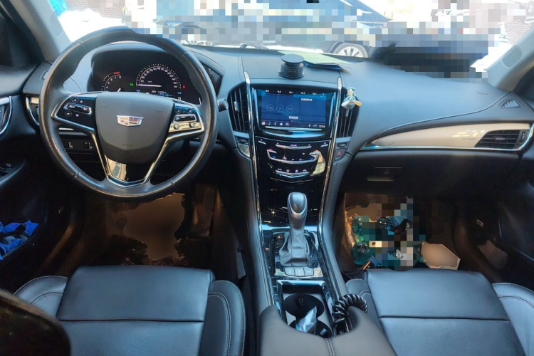 凯迪拉克ATS-L 2017款 28T 时尚型中控内饰12