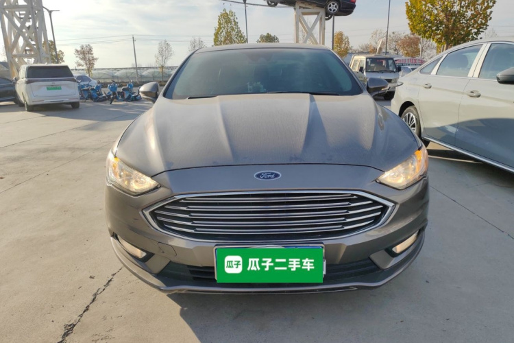 福特 蒙迪欧 2017款 EcoBoost 180 时尚型车身外观2