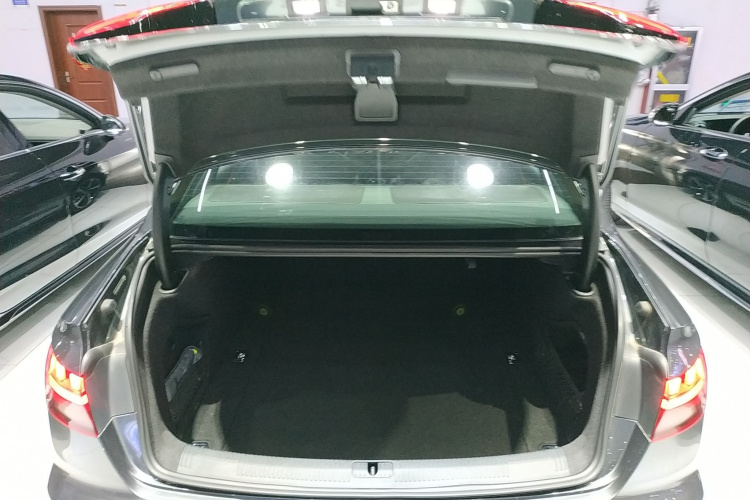奥迪A4L 2024款 40 TFSI 豪华动感型局部细节23