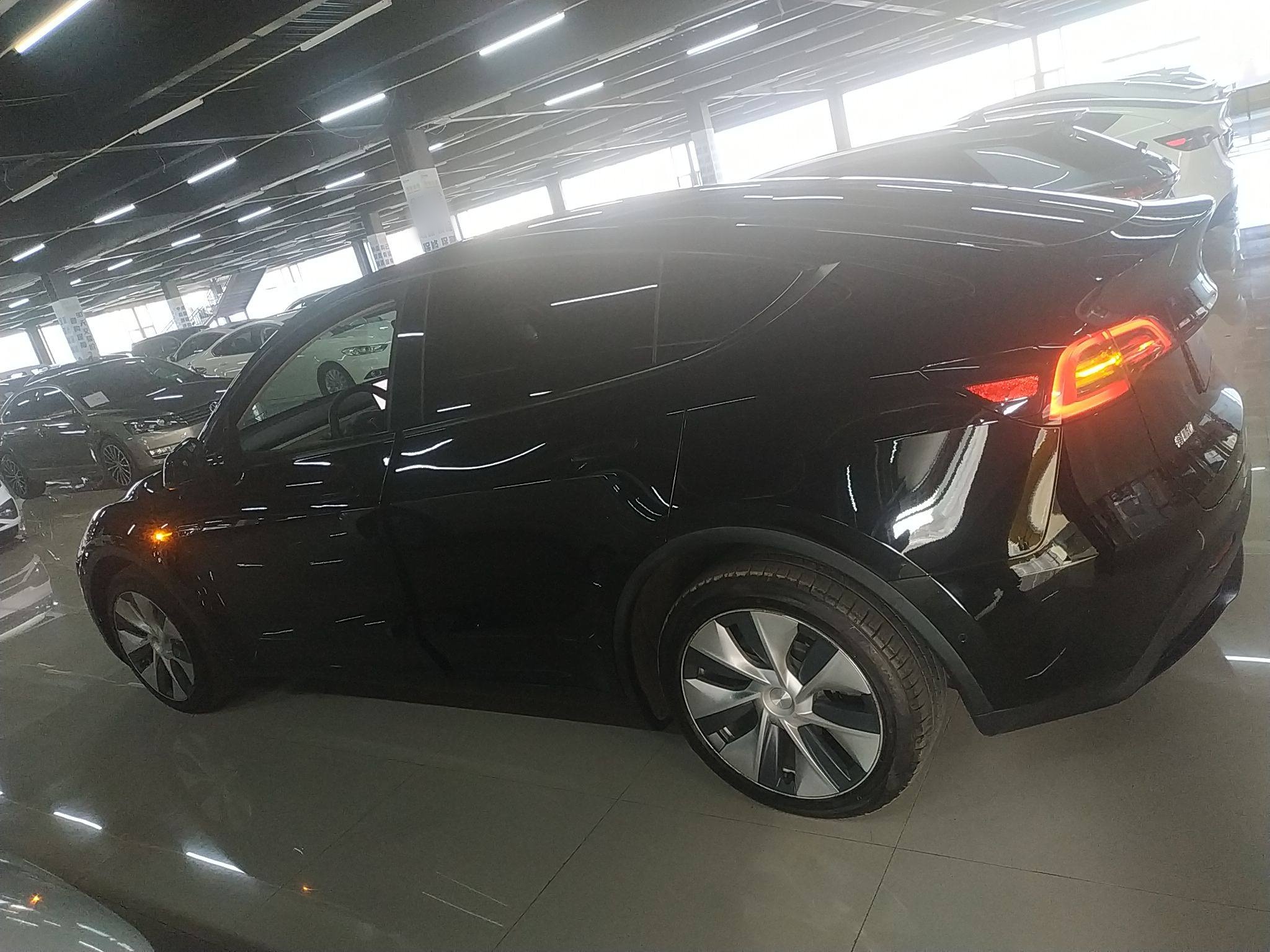 特斯拉 Model Y 2021款 长续航全轮驱动版 3D7