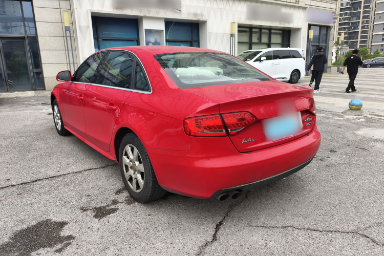 奥迪A4L 2011款 2.0 TFSI 标准型车身外观6003