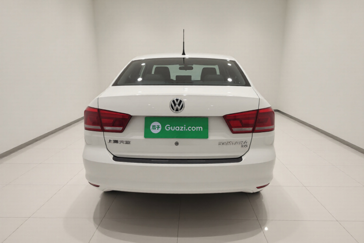 大众 桑塔纳 2015款 1.6L 手动风尚版车身外观6
