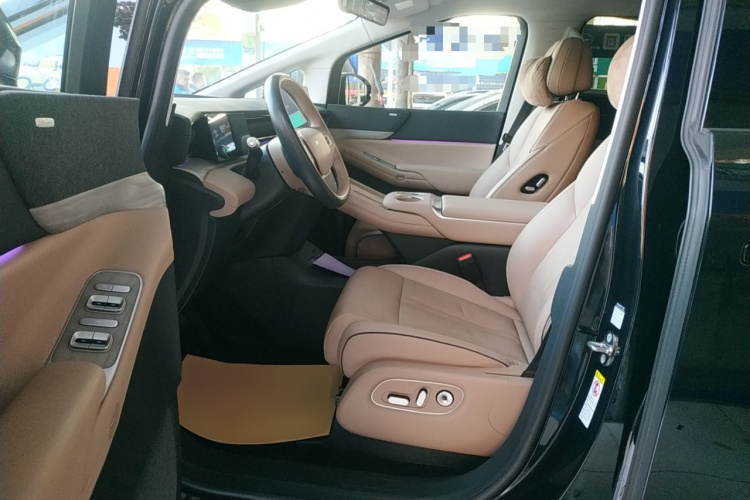 小鹏X9 2024款 640四驱高性能Max局部细节19