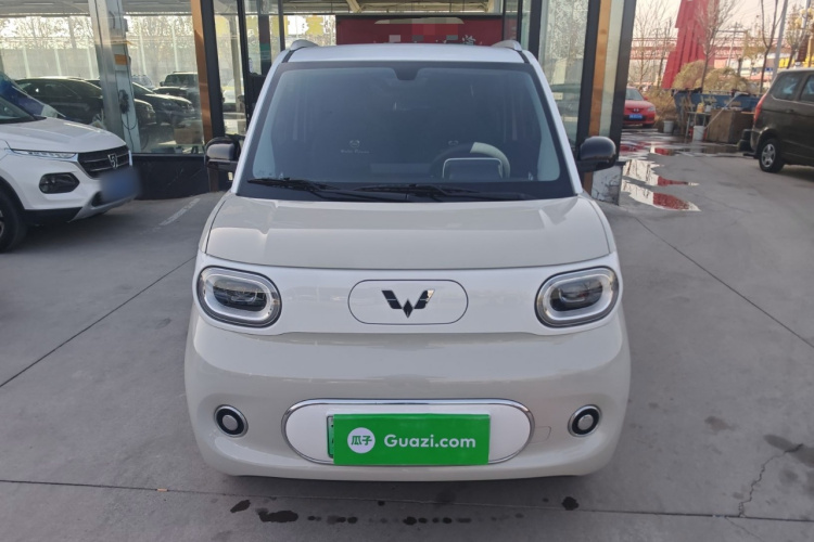 五菱汽车 宏光MINIEV 2024款 第三代 215km 进阶版车身外观2