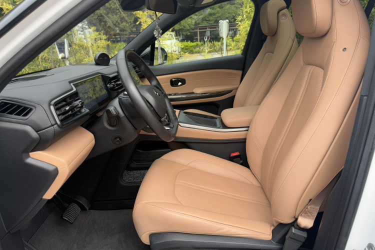 蔚来ES6 2020款 455KM 运动版中控内饰19