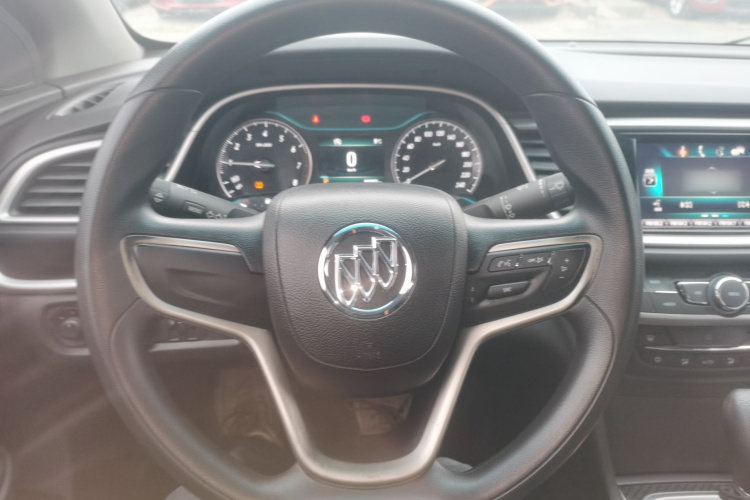 别克 英朗 2015款 15N 自动豪华型中控内饰13