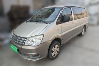 东风风行 菱智 2017款 M3L 2.0L 7座标准型