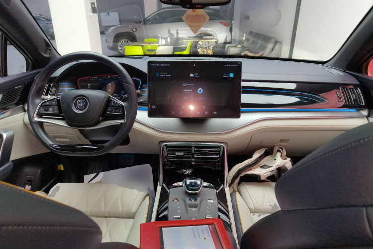 比亚迪 唐新能源 2022款 EV 635KM 四驱旗舰型中控内饰12