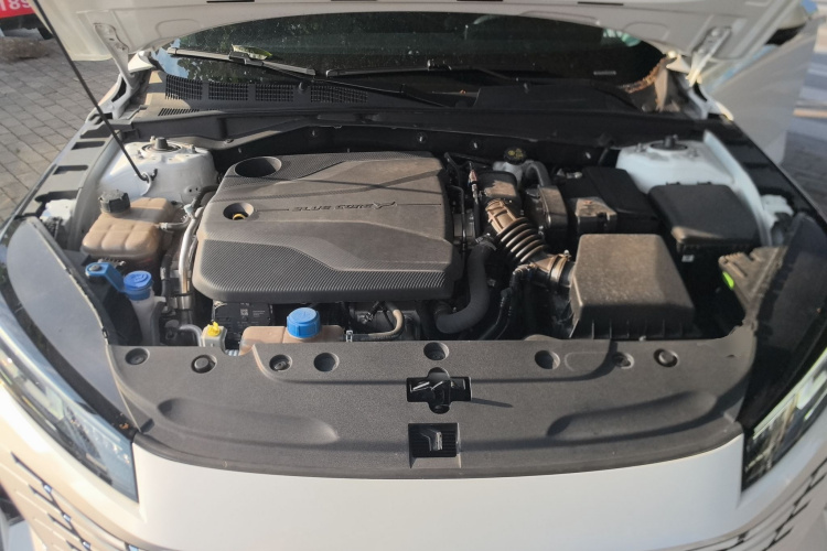 长安 逸动 2024款 1.5T GDI自动 尊贵型局部细节24